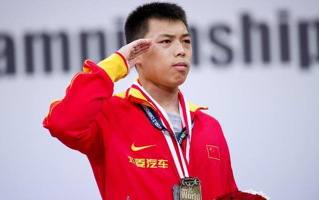 奥运会足球冠军有几个金牌？这事儿还真有点绕