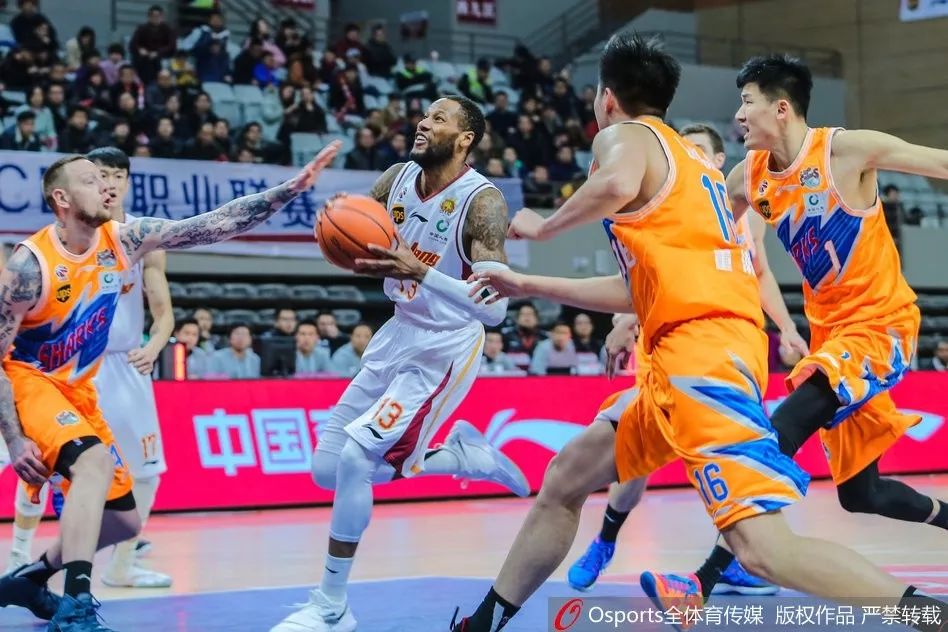 浙江稠州银行男篮11号，那个穿着11号球衣的拼命三郎到底是谁？