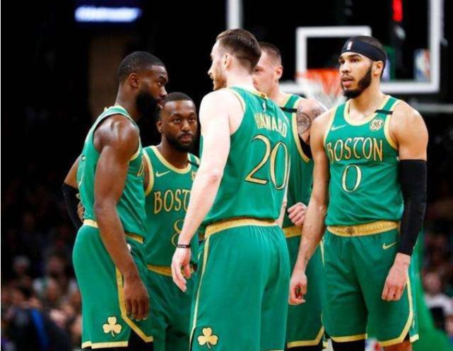 凯尔特人这波操作，是精明还是冒险？聊聊NBA最新交易里的绿军