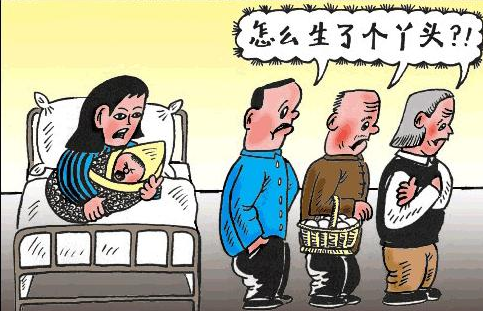 不写作业被妈妈批评 男孩委屈报警，当110成了亲子关系的裁判员